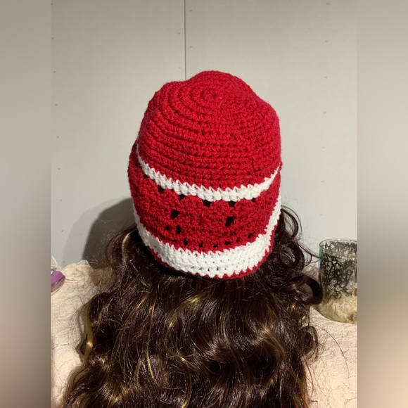 Handmade Red Heart Beanie Hat - Picture 4 of 7